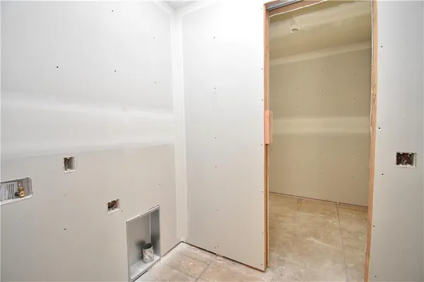 $829,950 | 8369 Northeast 77th Terrace, Kansas City, MO 64152
