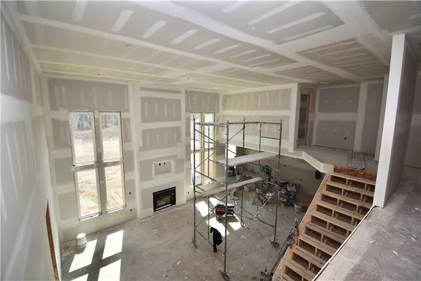 $829,950 | 8369 Northeast 77th Terrace, Kansas City, MO 64152