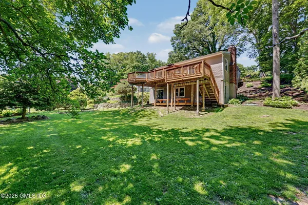 $1,100,000 | 22 Nedley Lane, Greenwich, CT 06831