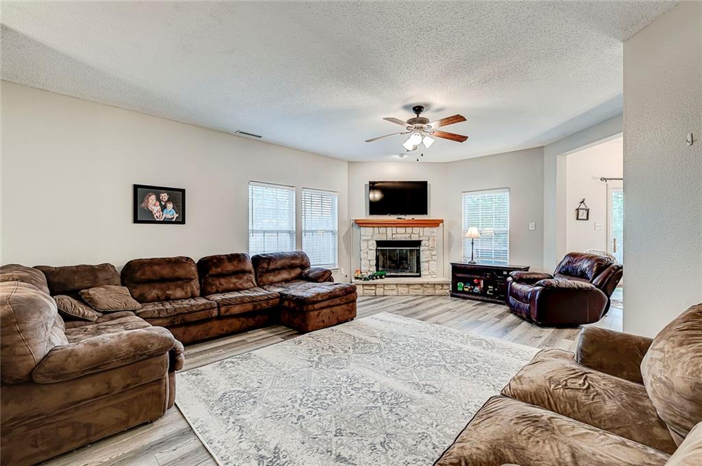 9228 West Reflection Court Pendleton, IN 46064 - Photo 8 of 46 Gallery Image 8