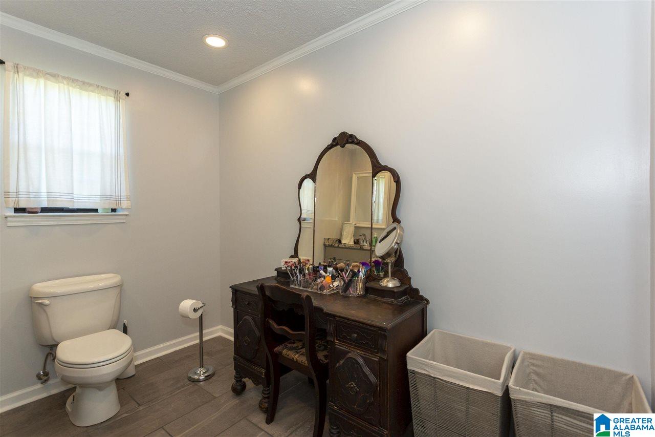 1350 Suncrest Road Bessemer, AL 35020 - Photo 23 of 32