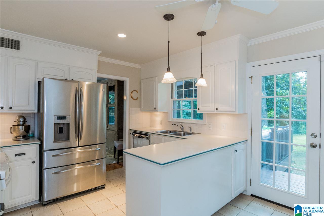3789 Crestbrook Road Mountain Brook, AL 35223 - Photo 10 of 45
