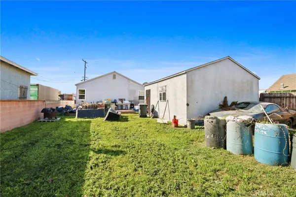 a house view with a garden space