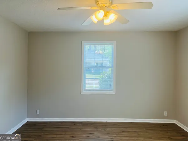 $1,500 | 900 Park Avenue, LaGrange, GA 30240