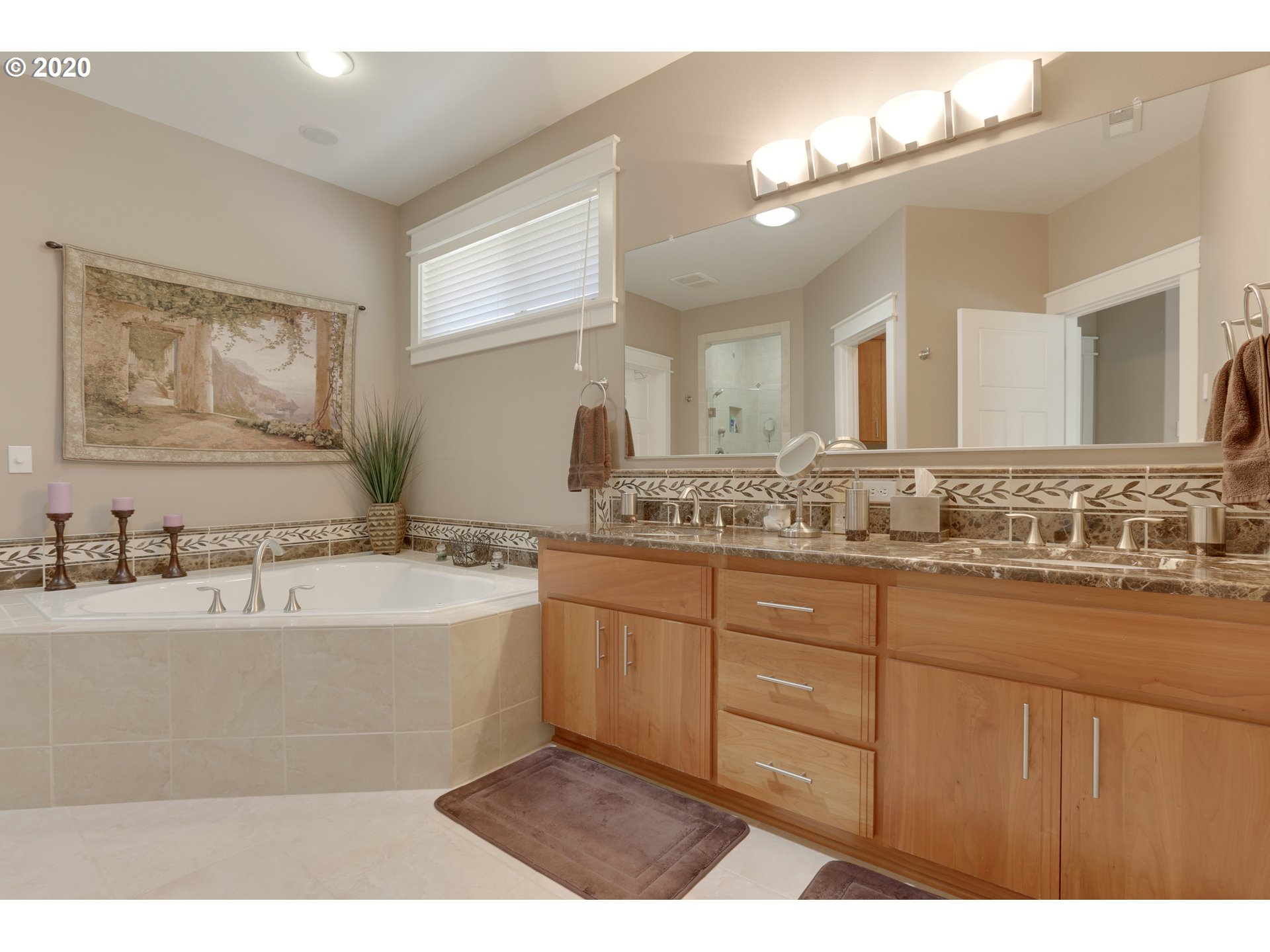 604 Southeast Gabbert Road Gresham, OR 97080 - Photo 13 of 32 Gallery Image 13