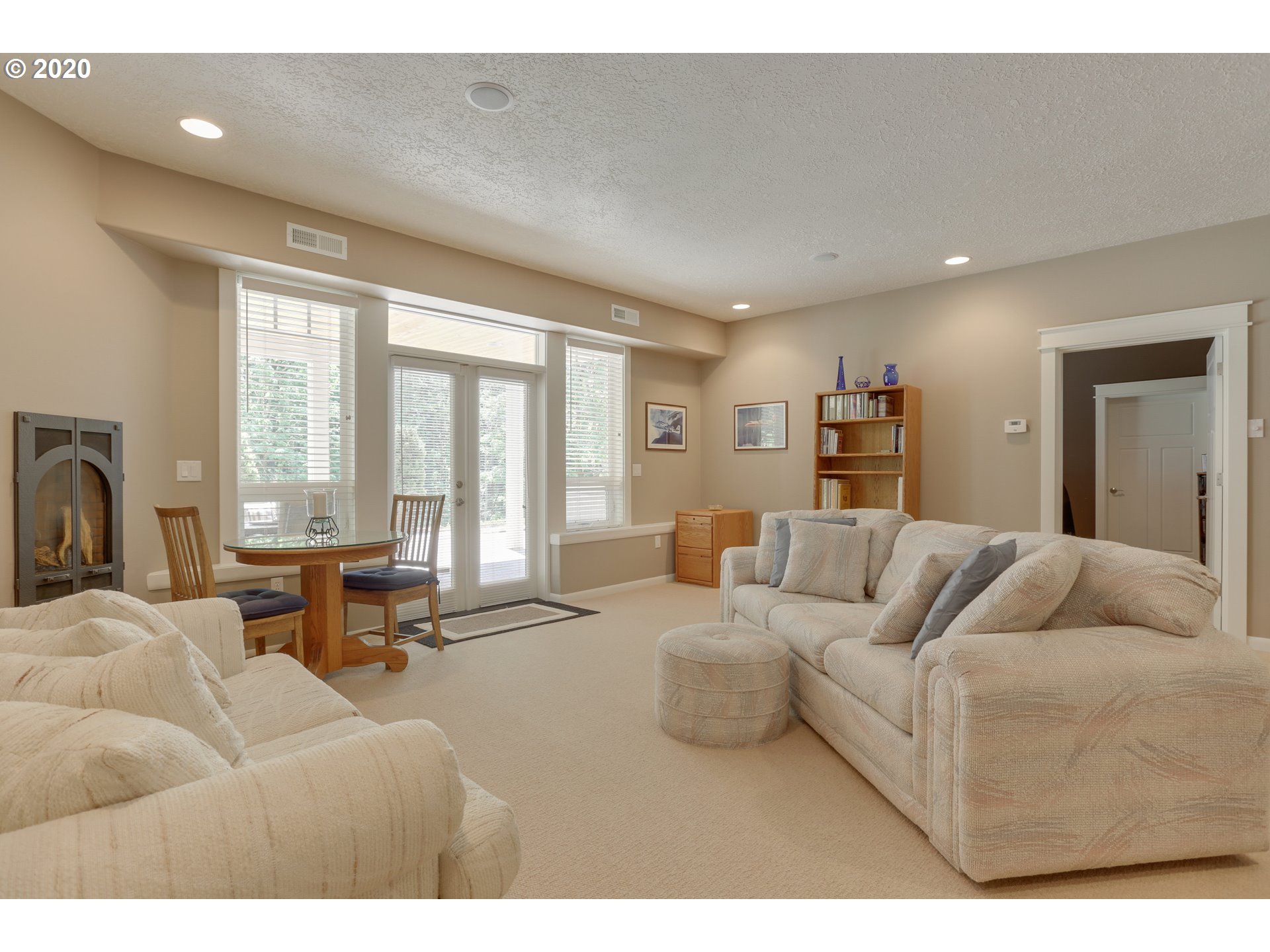 604 Southeast Gabbert Road Gresham, OR 97080 - Photo 22 of 32 Gallery Image 22
