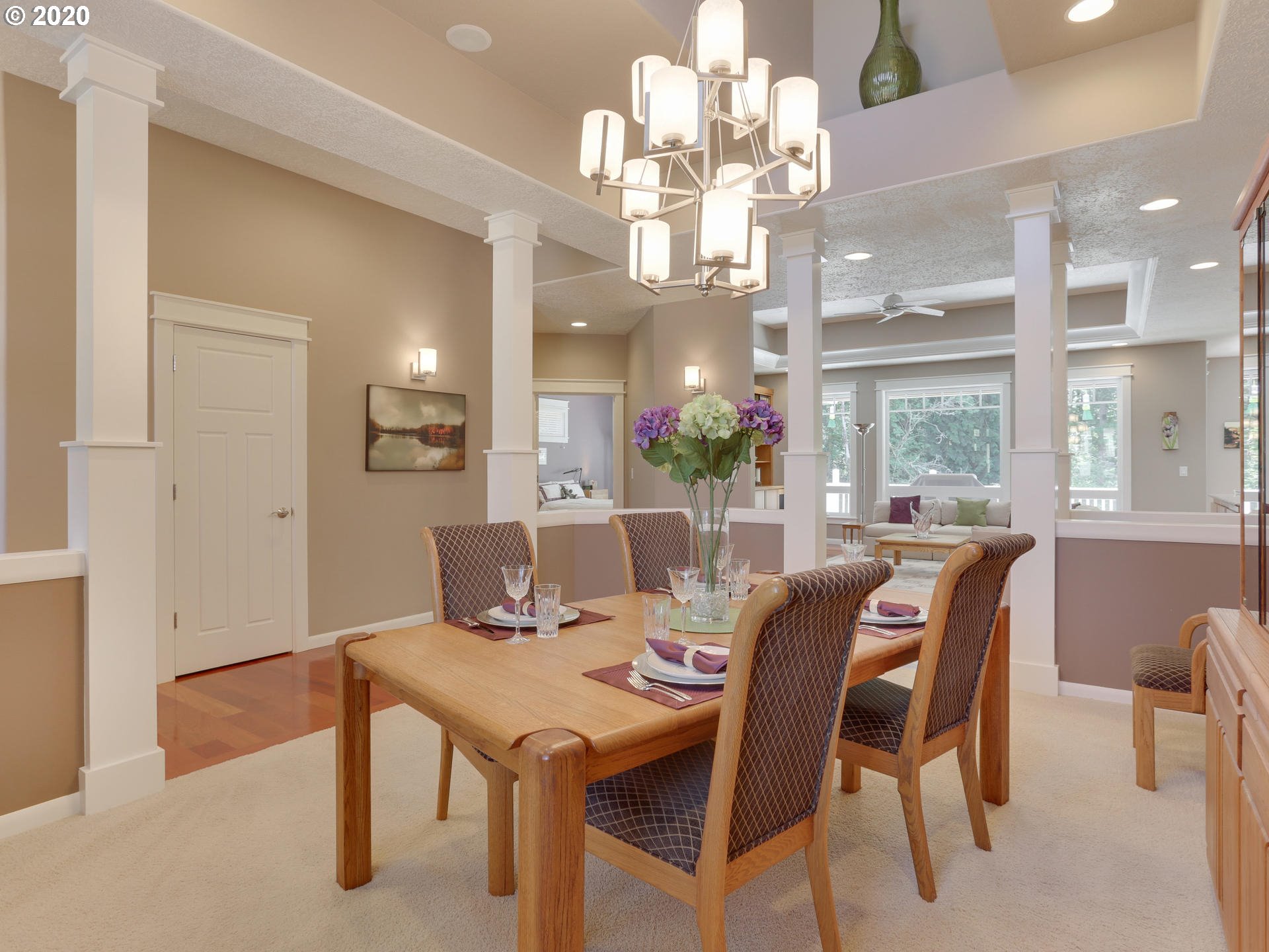 604 Southeast Gabbert Road Gresham, OR 97080 - Photo 5 of 32 Gallery Image 5