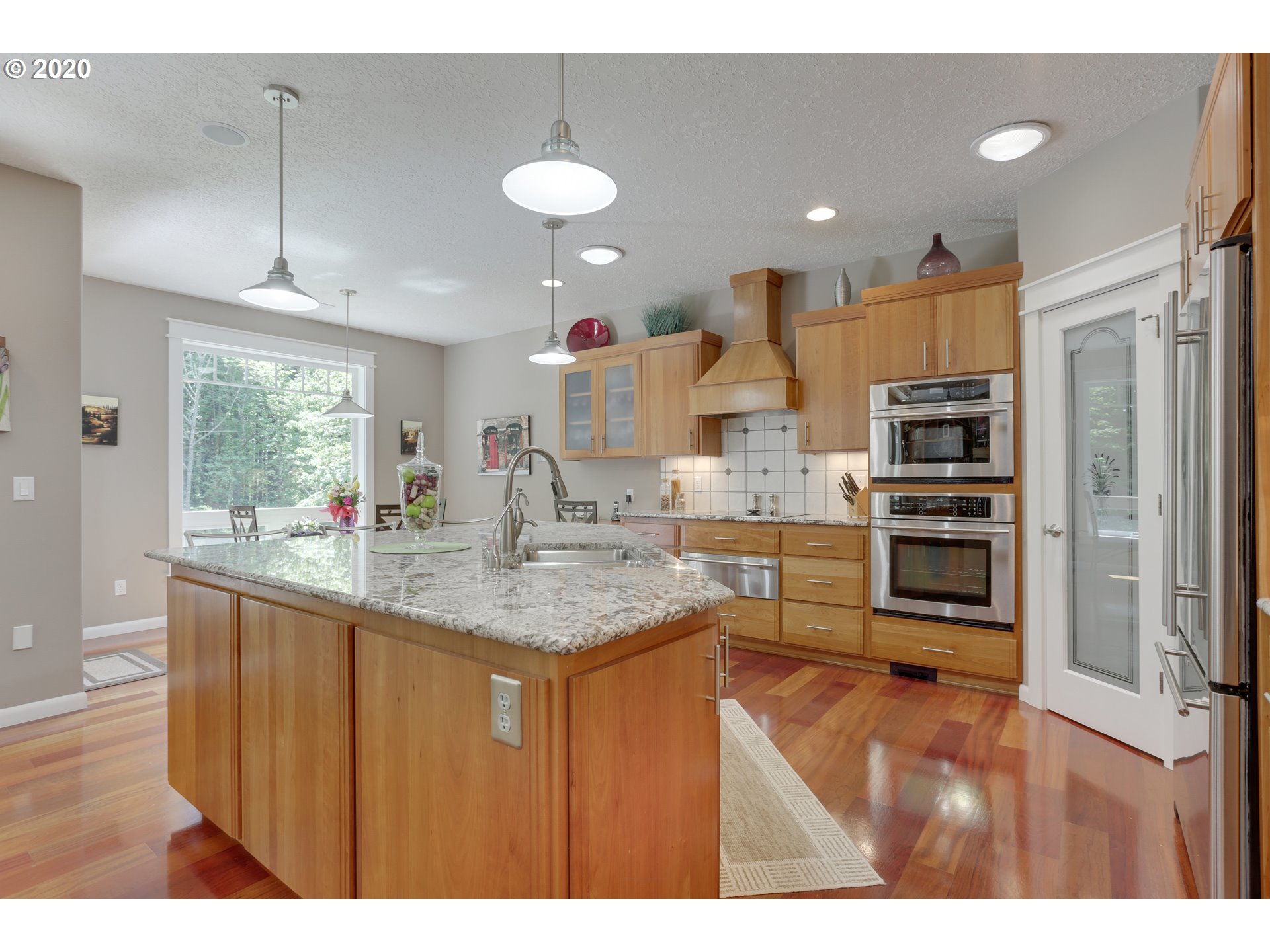 604 Southeast Gabbert Road Gresham, OR 97080 - Photo 7 of 32 Gallery Image 7