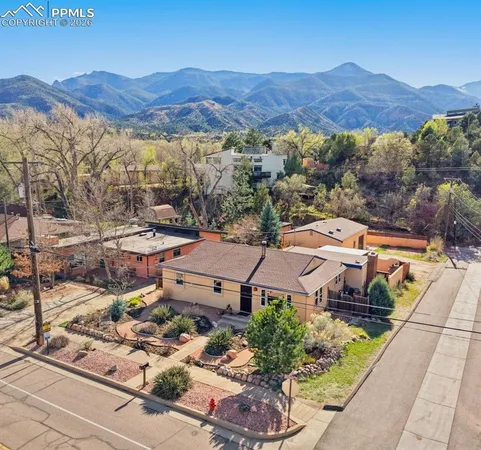 $685,000 | 207 Beckers Lane, Manitou Springs, CO 80829