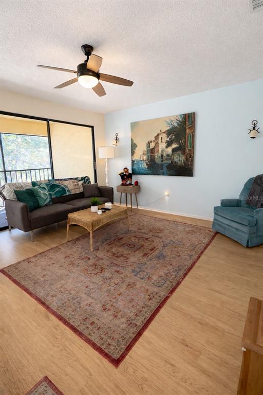 9374 Nakoma Way, Unit 9 Weeki Wachee, FL 34613 - Photo 2 of 7