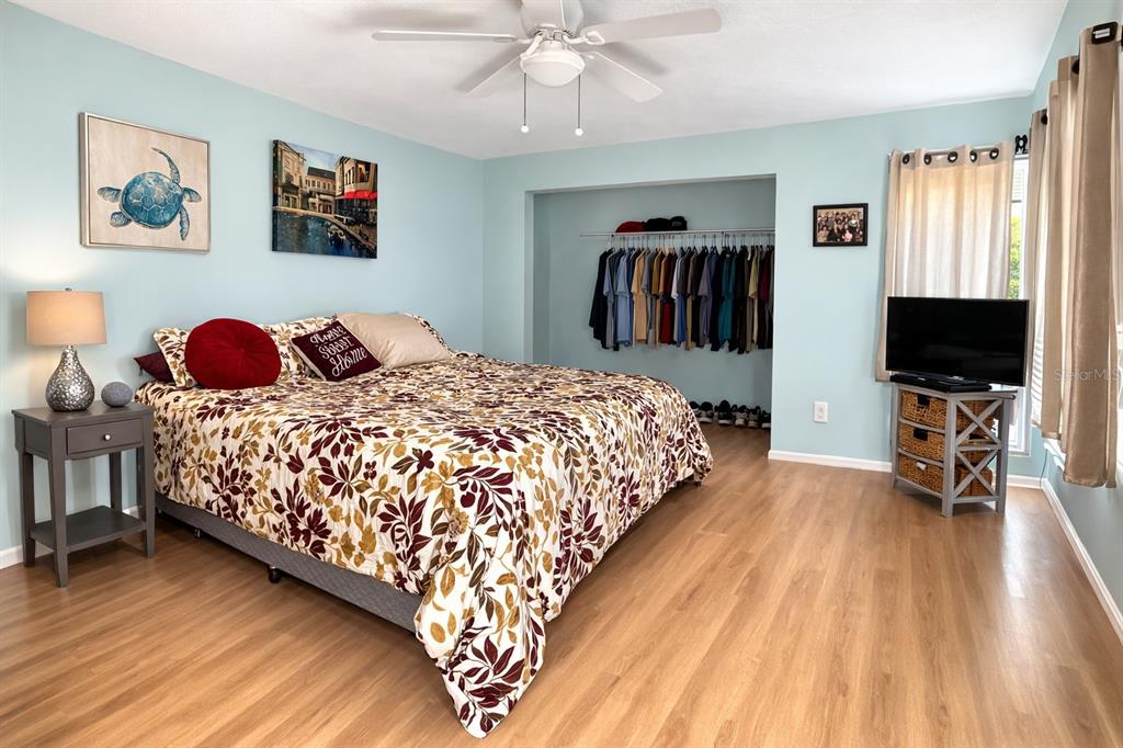 9374 Nakoma Way, Unit 9 Weeki Wachee, FL 34613 - Photo 4 of 7