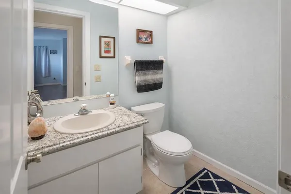 $1,250 | 9374 Nakoma Way, Unit 9, Weeki Wachee, FL 34613