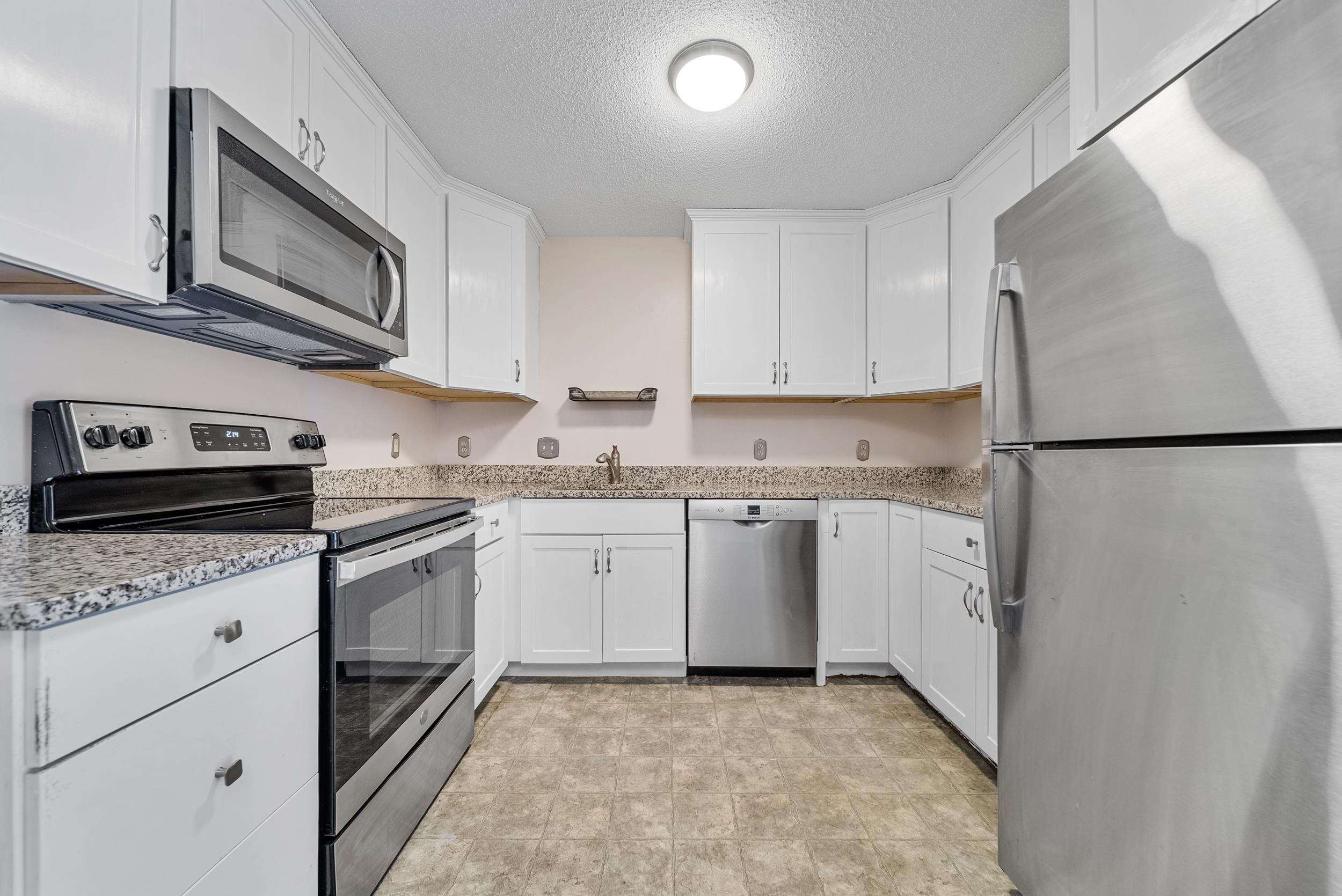 238 Base Hill Road, Unit 15 Keene, NH 03431 - Photo 3 of 24