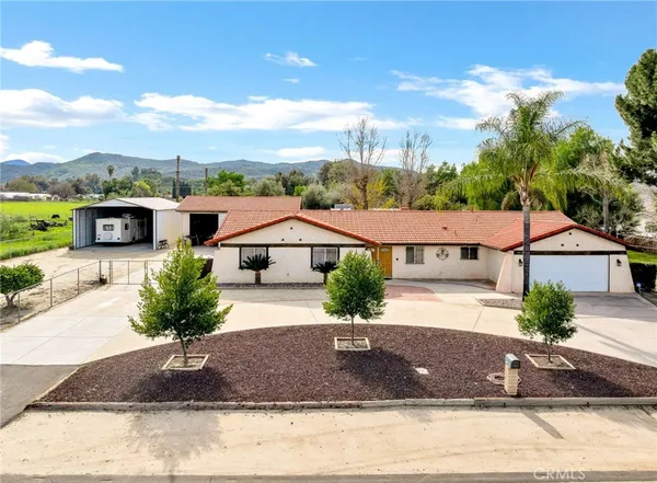 $615,000 | 42325 Whittier Avenue, Hemet, CA 92544