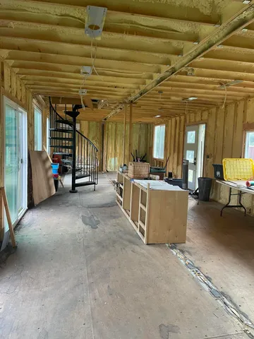 $695,000 | 7767 Warren Woods Road, Three Oaks, MI 49128