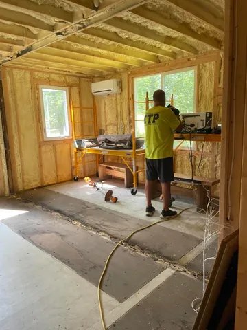 $695,000 | 7767 Warren Woods Road, Three Oaks, MI 49128