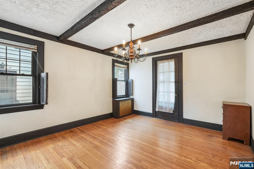 21 Ferncliff Road Bloomfield, NJ 07003 - Photo 7 of 46