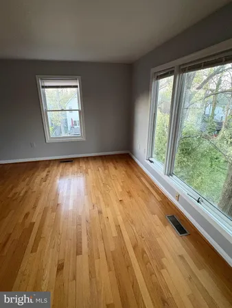 $5,300 | 3605 13th Street North, Arlington, VA 22201