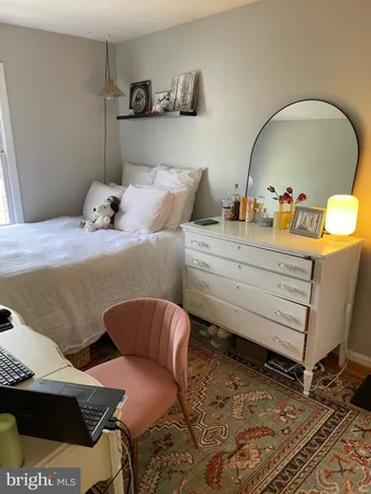 $5,000 | 3605 13th Street North, Arlington, VA 22201