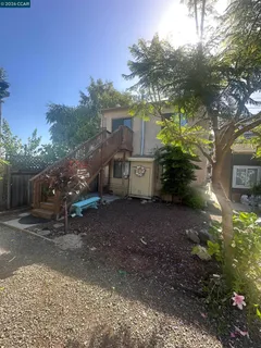 $624,999 | 1319-1321 Sacramento Street, Vallejo, CA 94590