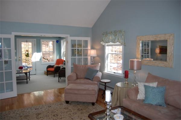 154 Hickory Hill Road North Andover, MA 01845 - Photo 9 of 26 Gallery Image 9