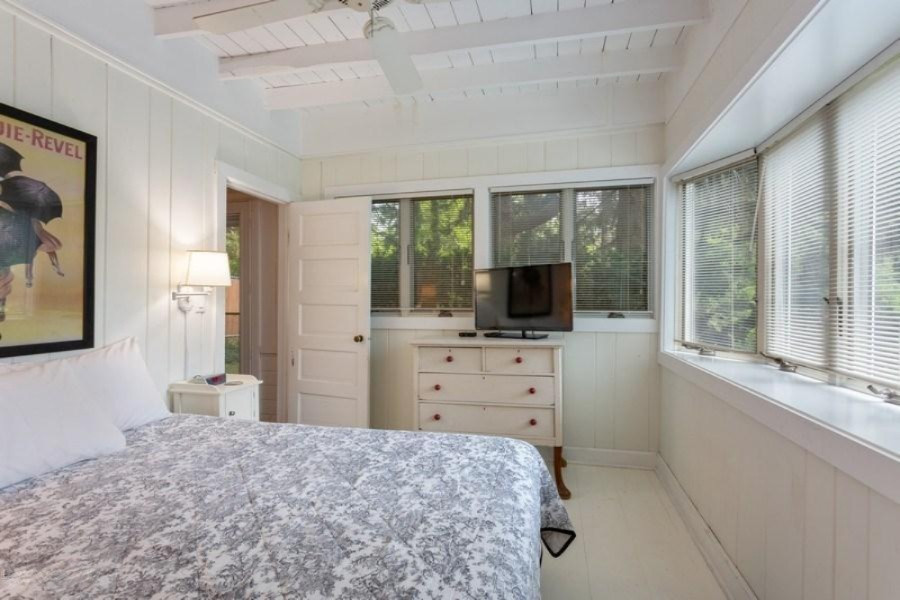 15468 Lakeshore Road Lakeside, MI 49116 - Photo 25 of 37 Bedroom 2
