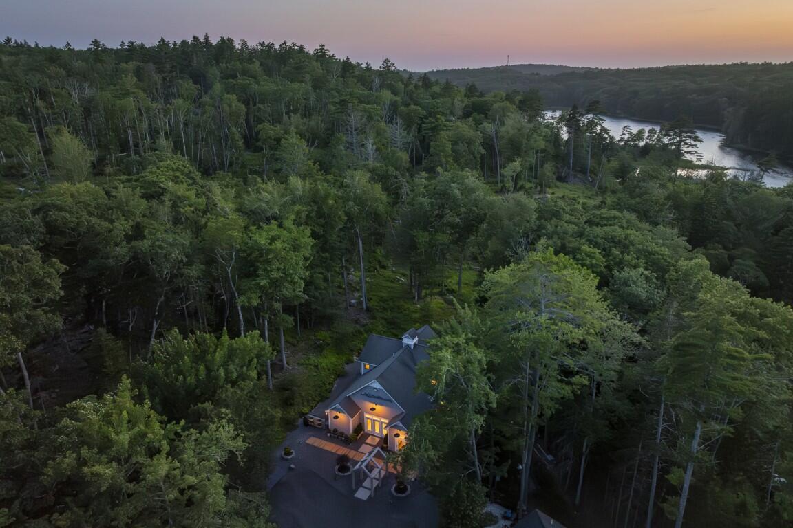 98 Meadow Cove Road Boothbay, ME 04544 - Photo 5 of 54 4