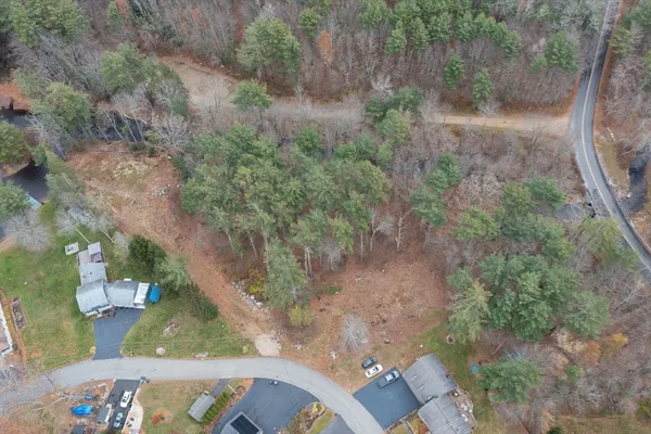 $359,900 | 12 Point Eastalee Drive, Spencer, MA 01562