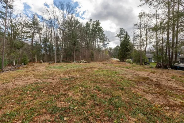 $359,900 | 12 Point Eastalee Drive, Spencer, MA 01562