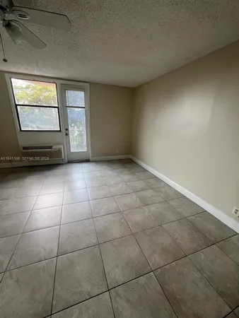 $1,325 | 2701 Riverside Drive, Unit 308B, Coral Springs, FL 33065