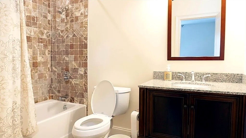 40 Naples Road, Unit B Brookline, MA 02446 - Photo 10 of 10