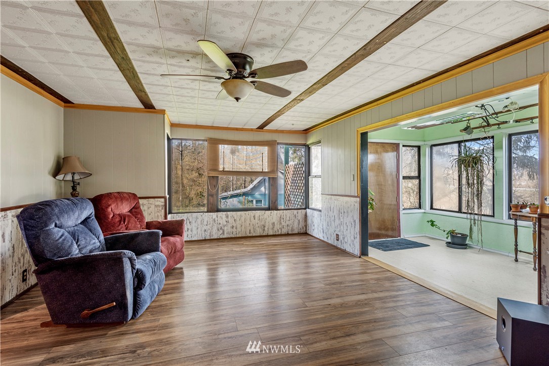 112 Evergreen Spur Road Kelso, WA 98626 - Photo 5 of 27 Gallery Image 5