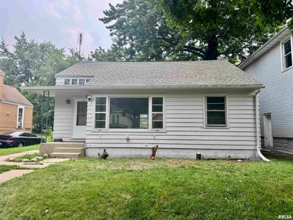 $49,900 | 409 East Thrush Avenue, Peoria, IL 61603