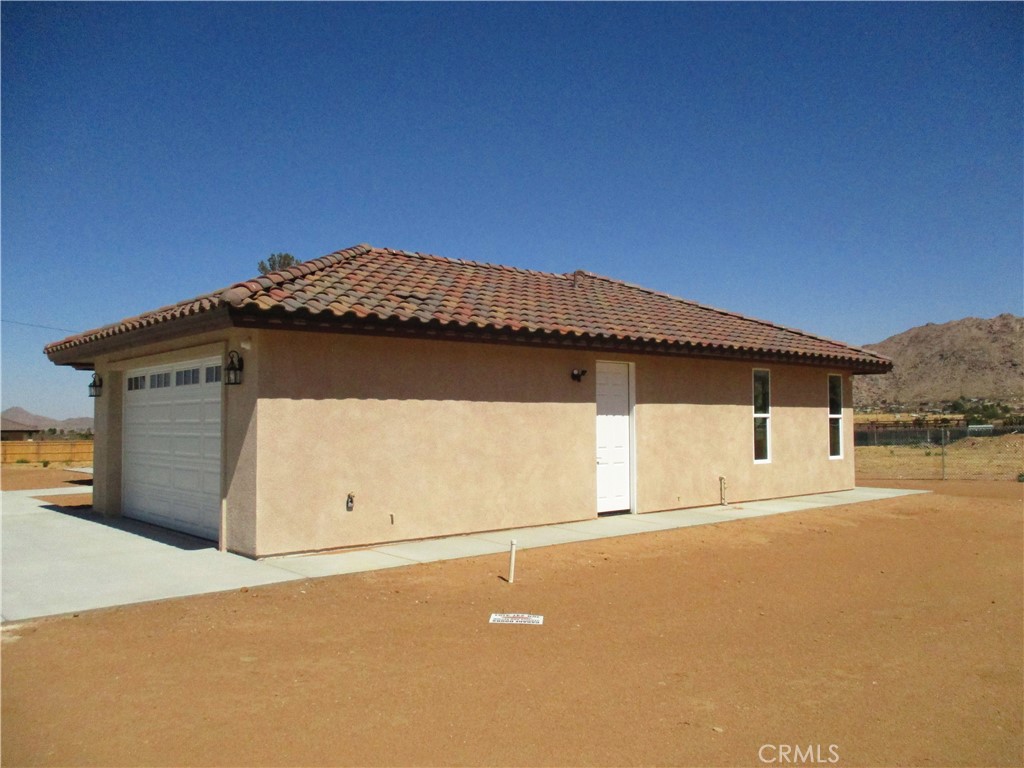 24980 Flint Road Apple Valley, CA 92307 - Photo 34 of 53