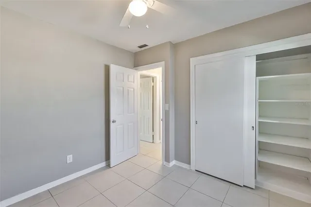 $2,100 | 72 Lake Shore Drive, Palm Harbor, FL 34684