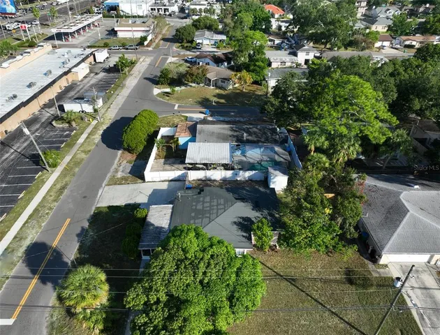 $2,100 | 72 Lake Shore Drive, Palm Harbor, FL 34684