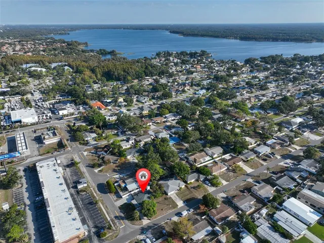 $2,100 | 72 Lake Shore Drive, Palm Harbor, FL 34684