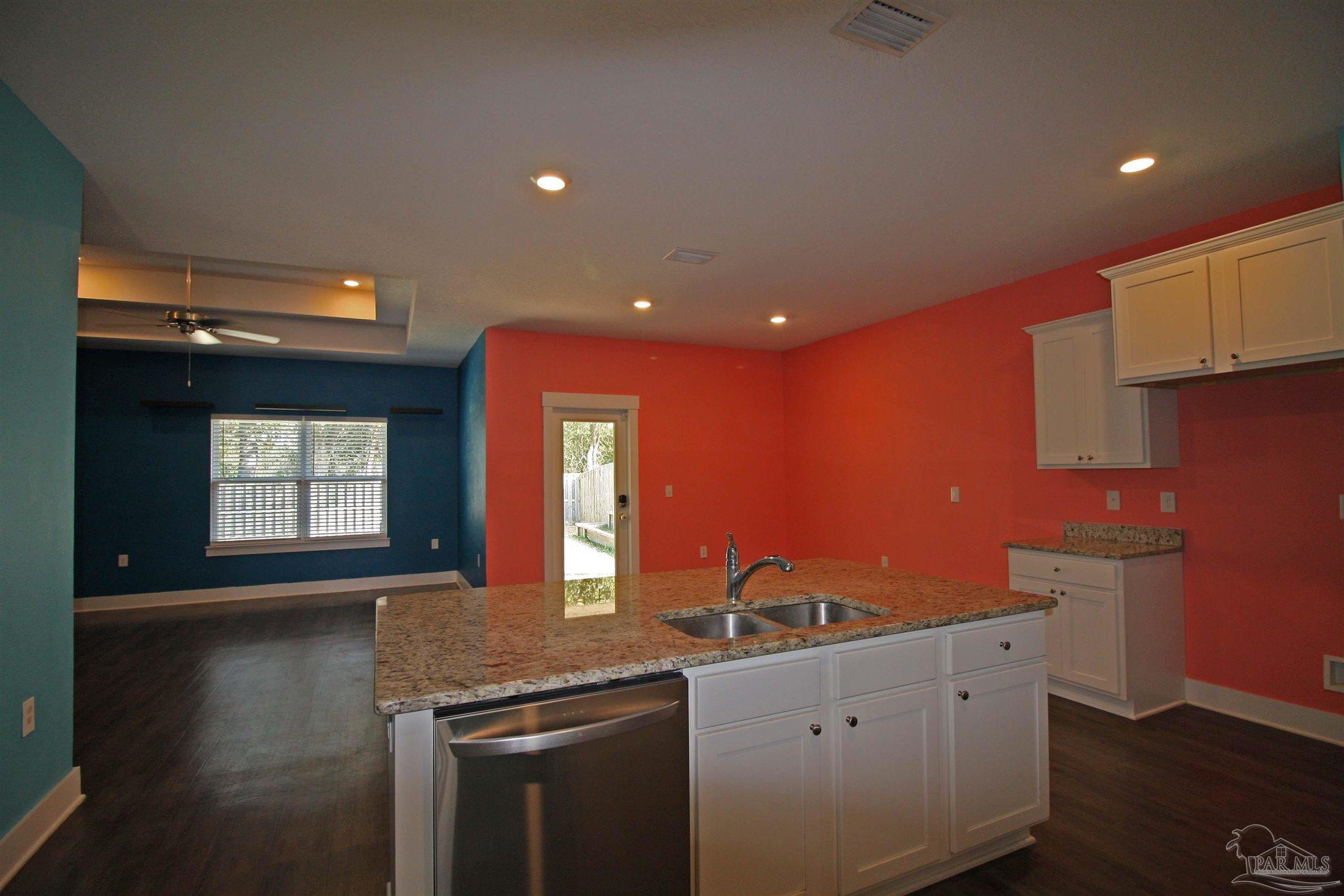 5752 Conley Court Pace, FL 32571 - Photo 9 of 40