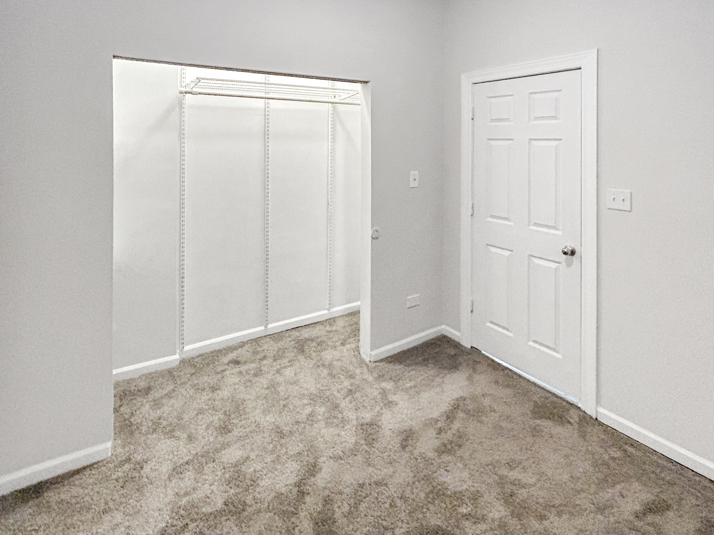 2953 West Warren Boulevard, Unit 2 Chicago, IL 60612 - Photo 25 of 31 an empty room with closet