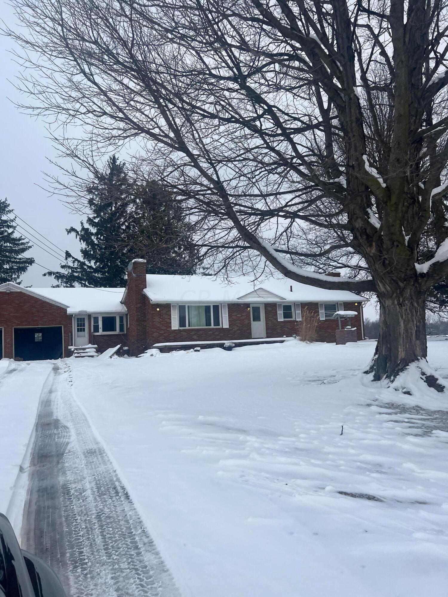 2333 Olivesburg Road Mansfield, OH 44903 - Photo 3 of 10 IMG_0710