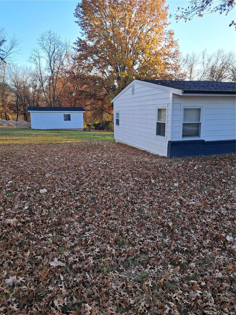 7882 Becker Road St. Louis, MO 63129 - Photo 4 of 34