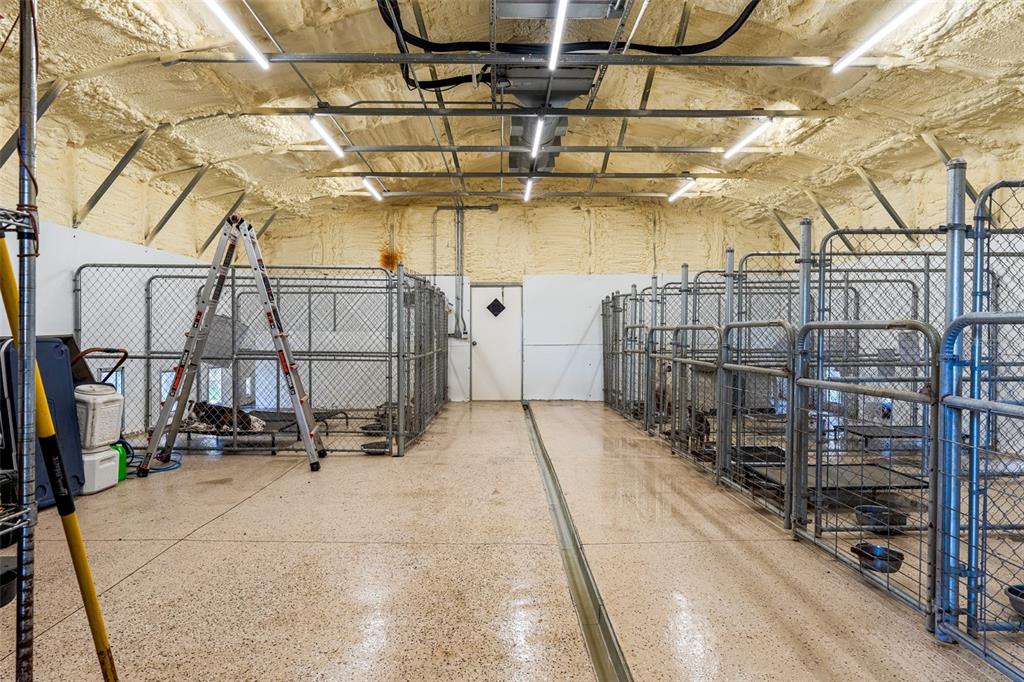 7308 Cloud Nine Ranch Ona, FL 33865 - Photo 26 of 45 Kennel/out building