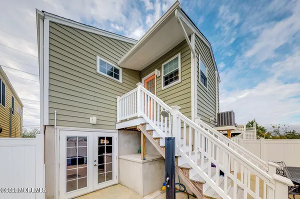 $3,300 | 222 Hiering Avenue, Seaside Heights, NJ 08751