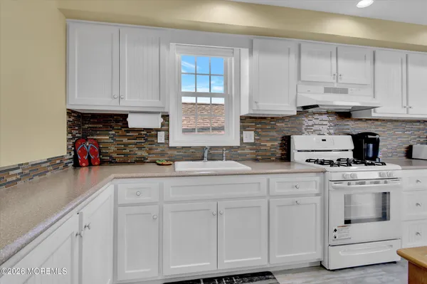 $3,300 | 222 Hiering Avenue, Seaside Heights, NJ 08751