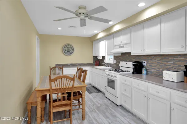 $3,300 | 222 Hiering Avenue, Seaside Heights, NJ 08751