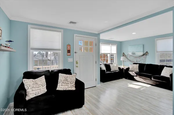 $3,300 | 222 Hiering Avenue, Seaside Heights, NJ 08751