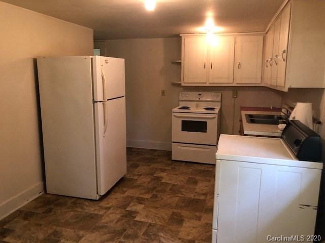 192 Ellis Road Spruce Pine, NC 28777 - Photo 4 of 10 Gallery Image 4