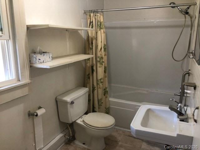 192 Ellis Road Spruce Pine, NC 28777 - Photo 6 of 10 Gallery Image 6