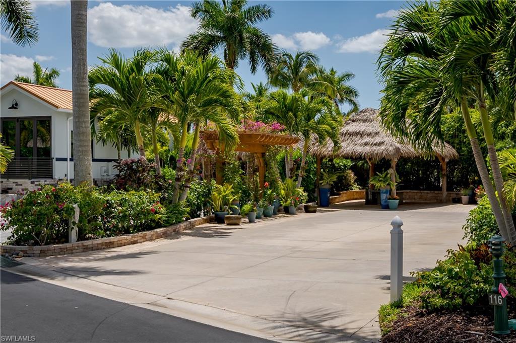 13621 Snapper Lane Naples, FL 34114 - Photo 12 of 41