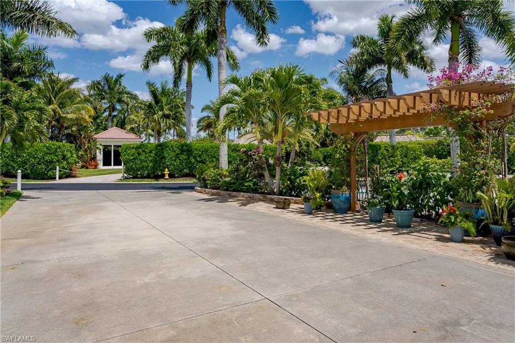 13621 Snapper Lane Naples, FL 34114 - Photo 26 of 41